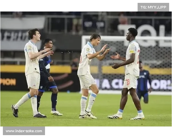 阿隆索皇马首秀温情时刻:爱妻助阵,伯纳乌见证新章 阿隆索皇马首秀温情时刻:爱妻助阵,伯纳乌见证新章